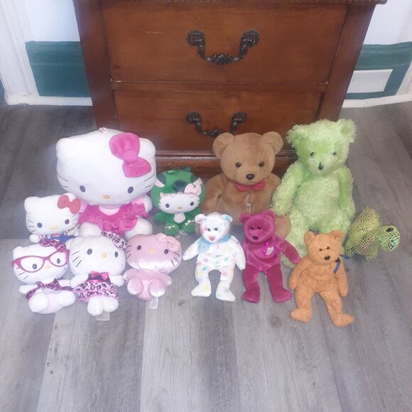 Vintage Collectables: PLEASE HELP MY BABIES FIND A NEW HOME :( - Picture 1 of 7